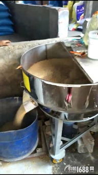 飼料攪拌機選購指南 聚焦立式機型、報價、補貼與湖南湘粵機械設(shè)備廠